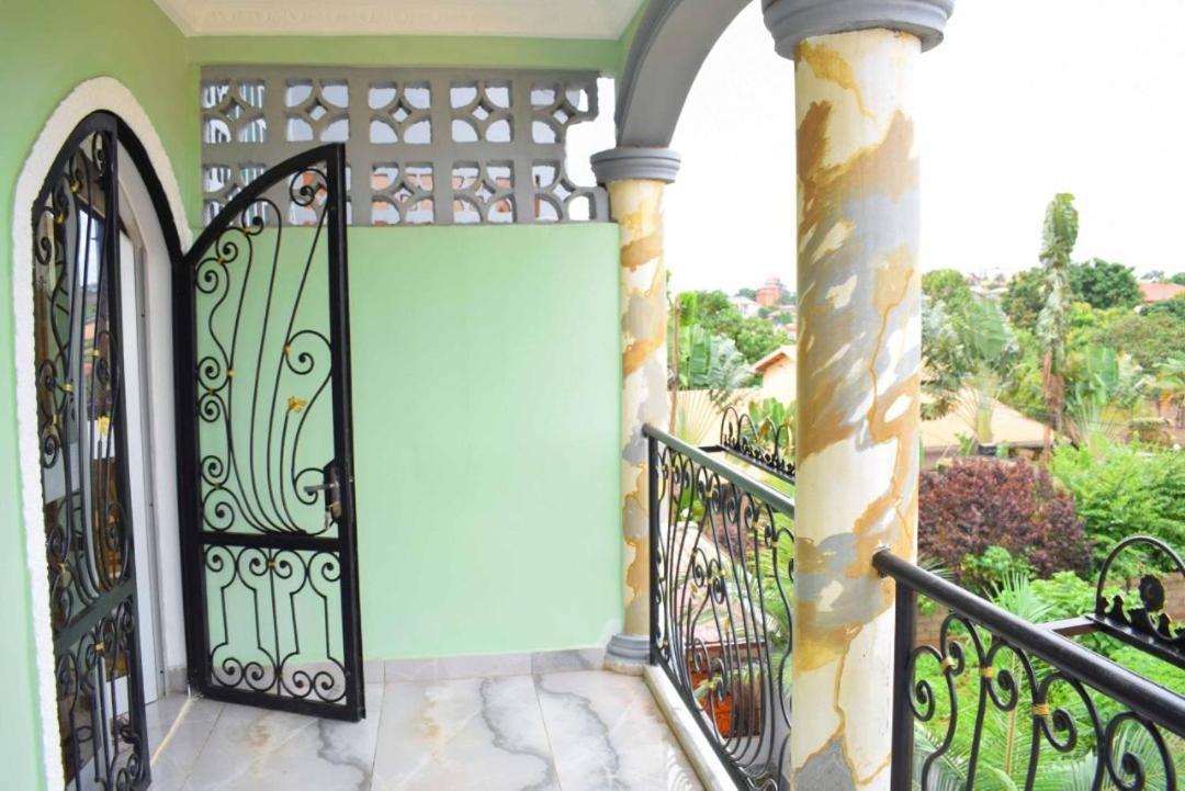 Residence Ambassa Etienne & Therese ياوندي المظهر الخارجي الصورة