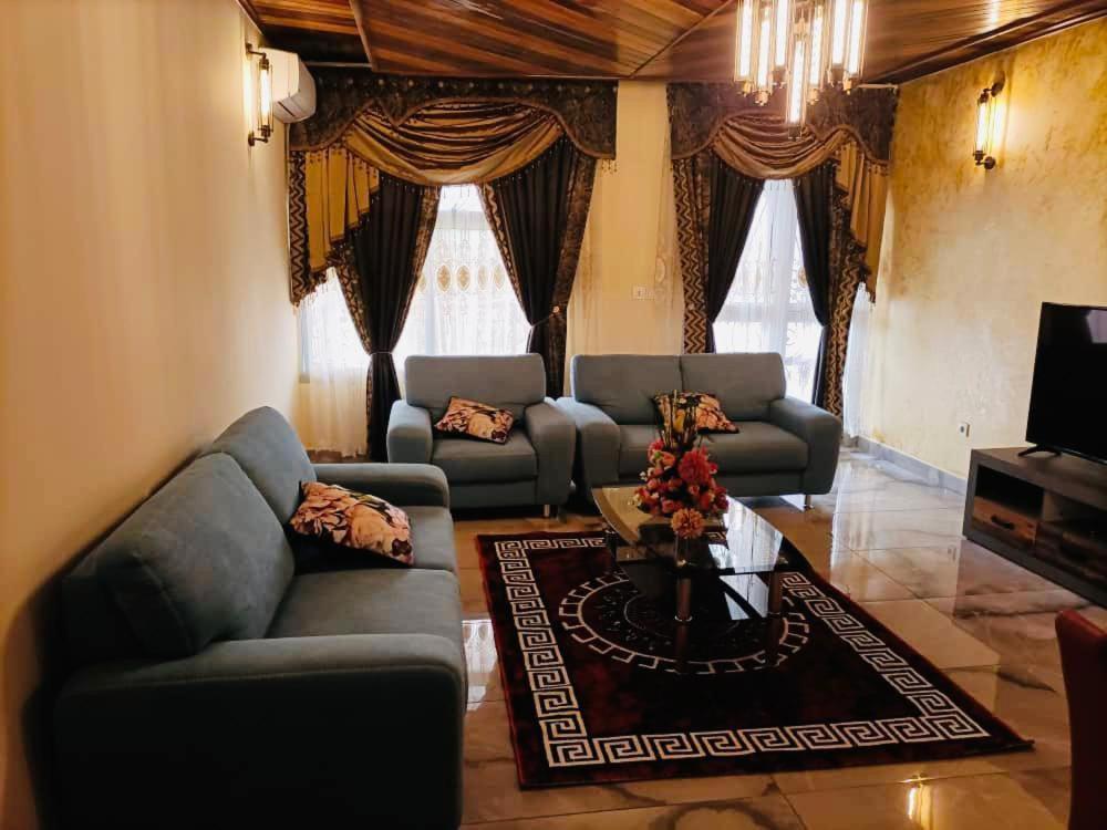 Residence Ambassa Etienne & Therese ياوندي المظهر الخارجي الصورة